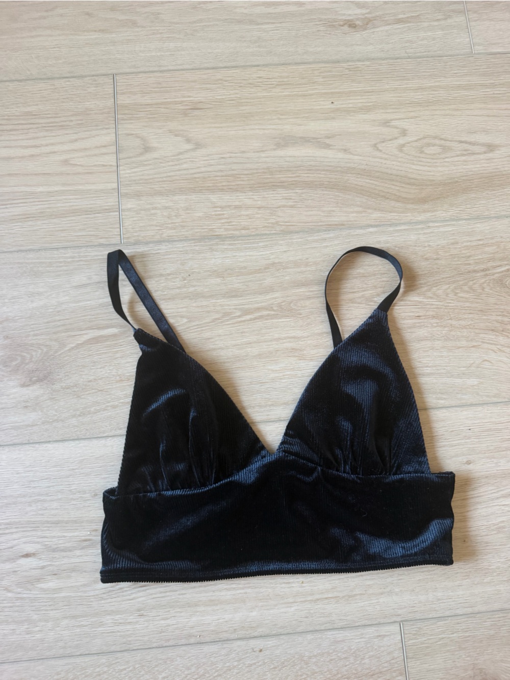 Forever 21 Black Velvet Bralette Crop Top